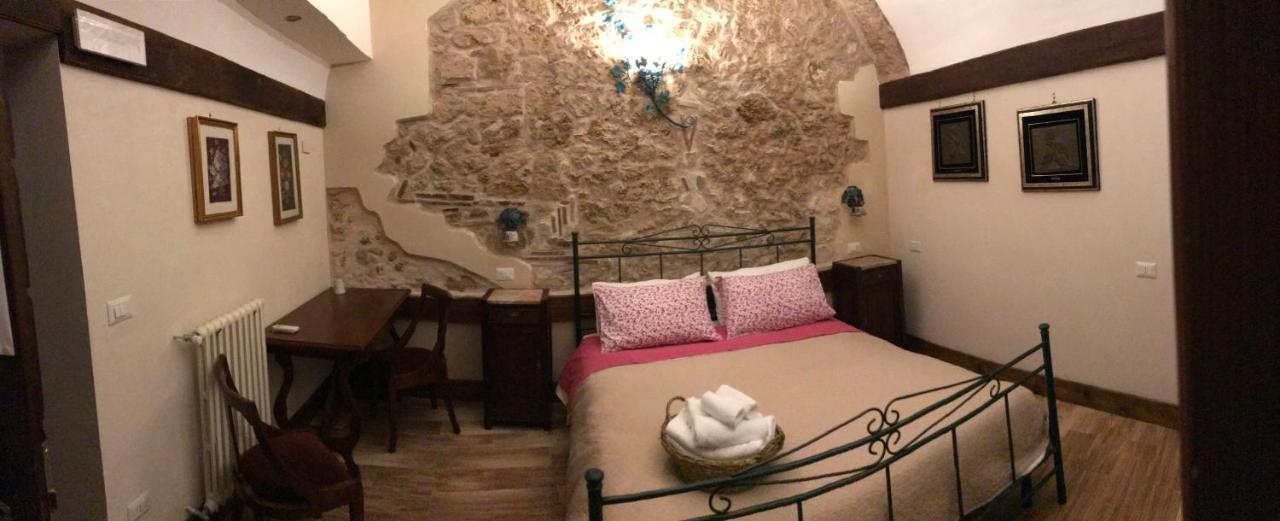 Le Prigioni Del Palazzo B&B Sora Exterior photo