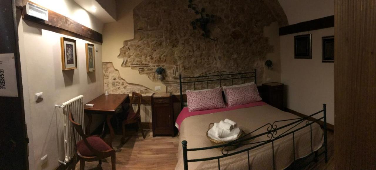 Le Prigioni Del Palazzo B&B Sora Exterior photo