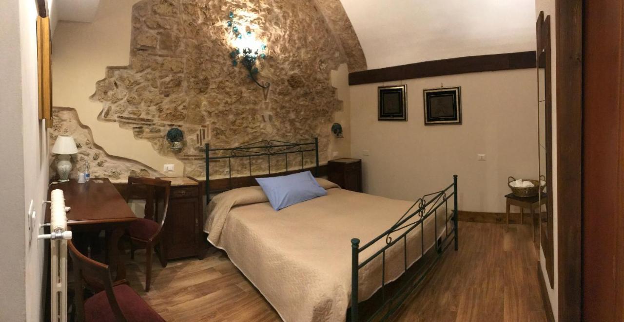 Le Prigioni Del Palazzo B&B Sora Exterior photo