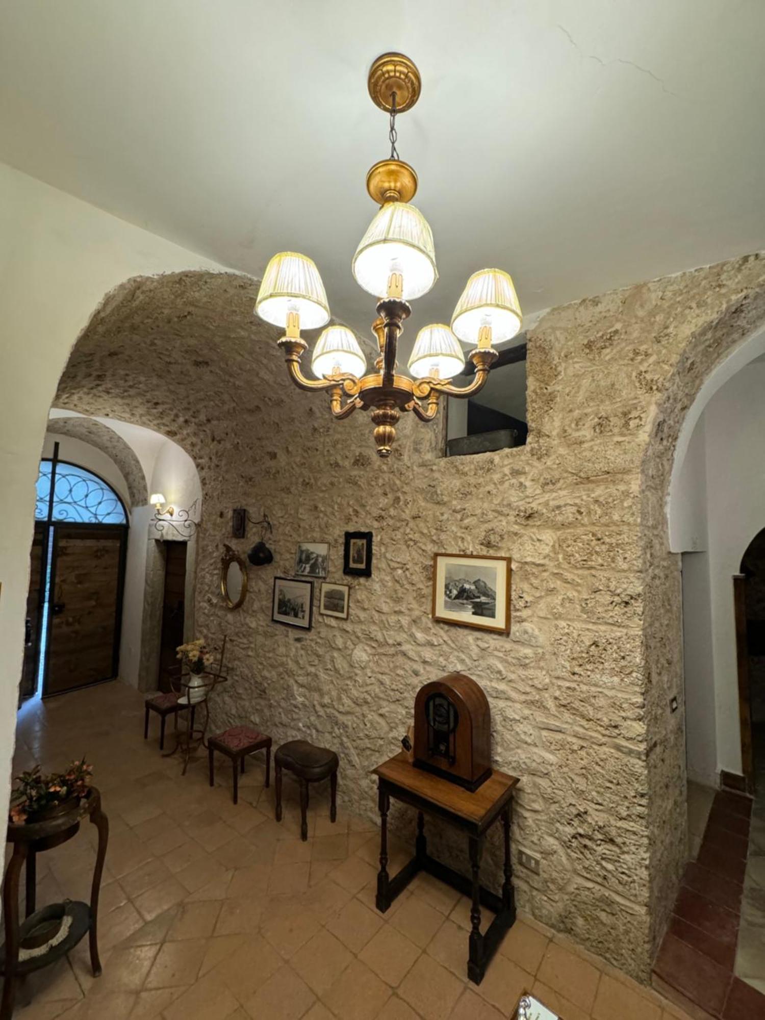 Le Prigioni Del Palazzo B&B Sora Exterior photo